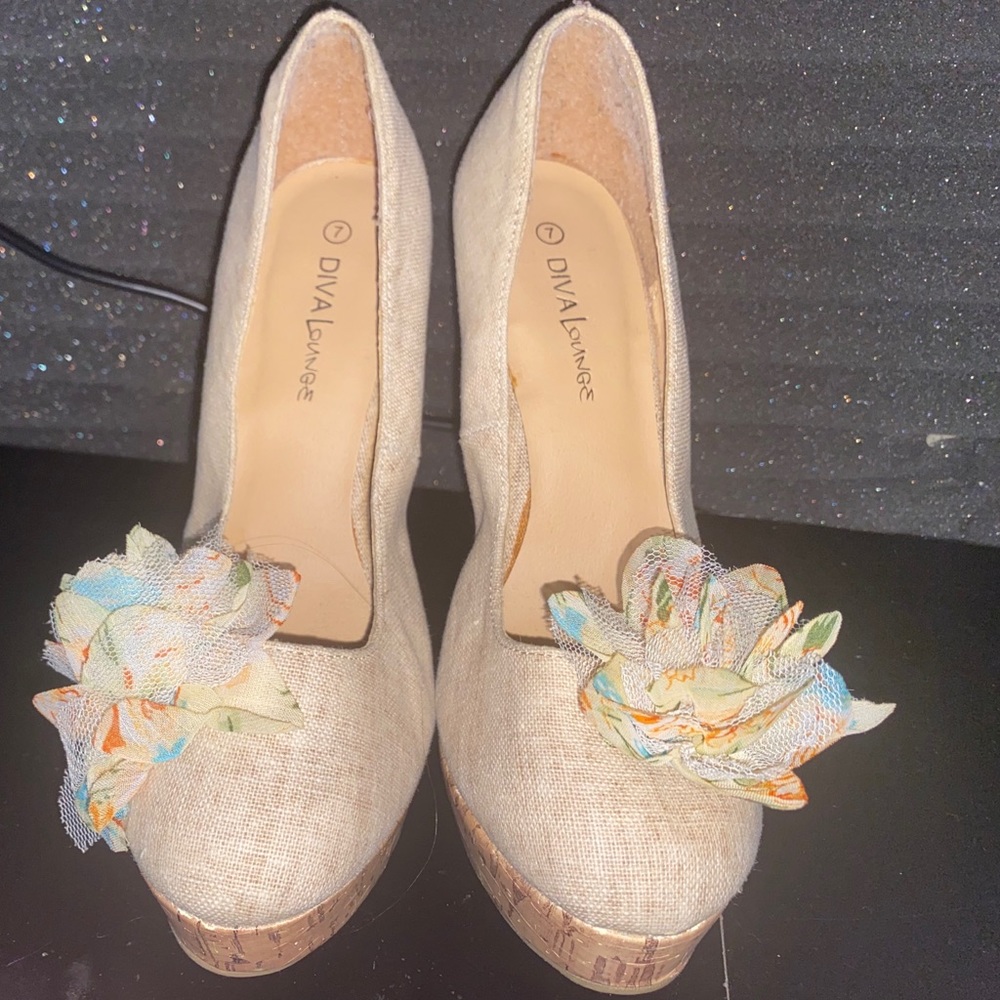 Nude heels (5in)